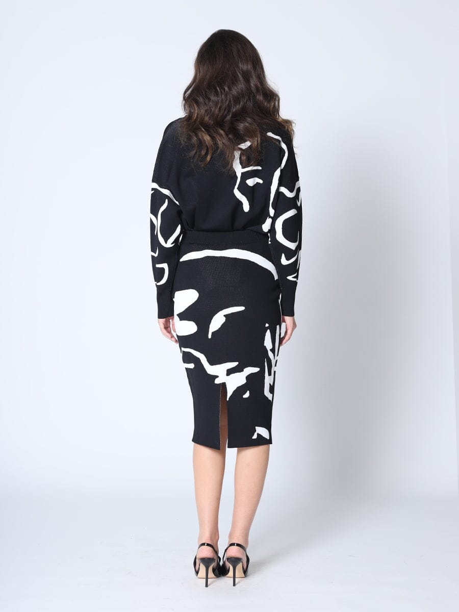 Gracia Fashion Women's Face-Line Printing Bodycon Knit Skirt w/Back Slit